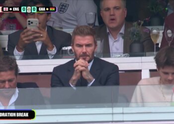 Vetëm legjenda Beckham i pëlqen Hydration Break në Botëror, arkëton dhjetëra miliona euro nga reklamat