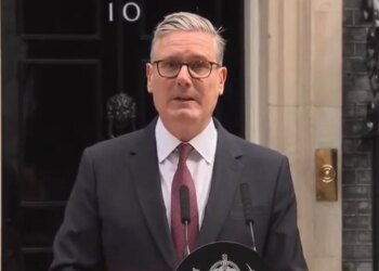 Video/ Keir Starmer përlotet gjatë fjalimit të lamtumirës pas dorëheqjes nga posti i Kryeministrit