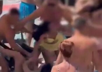Video: Sherr masiv në hotel në Spanjë, turisti rreh brutalisht një 13-vjeçare; konflikti nisi për shezlongun