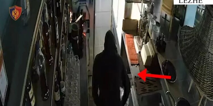 Vodhën xhirot ditore të 12 bizneseve në Lezhë; arrestohet 21-vjeçari, bashkëpunëtori në kërkim