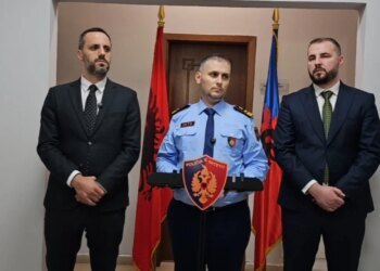 Vrasja e efektivit të Shqiponjës në Maliq; kolegët Hita e Lamallari plagosur; 40 forca, kallashnikovi depërtoi antiplumbin