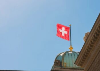 Zvicra voton kufizim popullsie: Do të ishte një Brexit 2? Si ndryshon nëse miratohet kufiri 10 mln