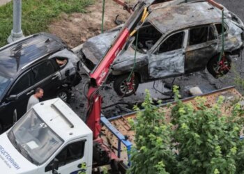 Zyrtar i lartë i ushtrisë ruse ekzekutohet pranë Moskës, automjeti shpërthen ndërkohë që po shkonte në shtëpi