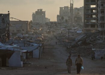 11 të vrarë në sulmet izraelite në Gaza; mes viktimave një çift dhe tre fëmijët e tyre