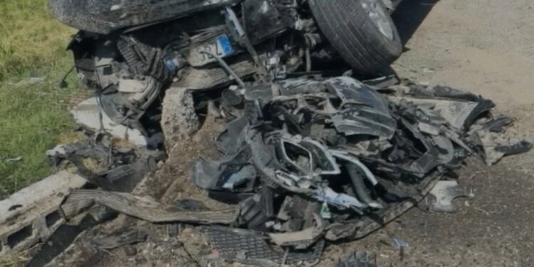 31-vjeçari plagoset rëndë pasi mjeti humbi kontrollin dhe u përplas me mur dhe dy automjete në Lezhë-Shëngjin