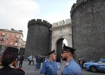 33-vjeçari që bënte xhiro me skuter në Napoli qëllohet me armë dhe humb jetën rrugës për në spital