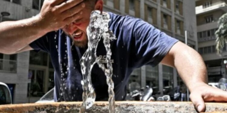 42°C dhe net tropikale, Italia hyn në ditët më nxehta të verës; zonat do të goditen më fort