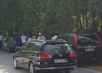 Aksident zinxhir në aksin Fier–Levan, tre automjete u përplasën