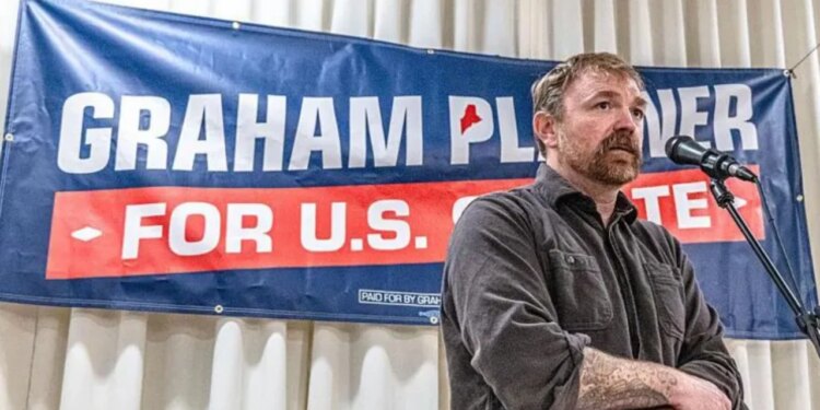 Akuzat për sulm seksual trazojnë të ardhmen e demokratit Graham Platner; ai pezullon fushatën për Senatin në Maine