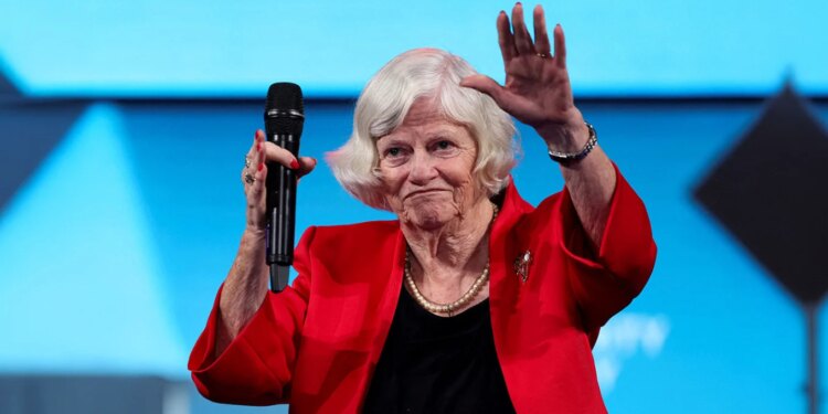 Arrestohet 28-vjeçar në South Yorkshire për vrasjen e ish-deputetes britanike Anne Windecombe