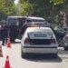 BMW përplas dy makina të parkuara në unazën e Fierit, drejtuesi plagoset