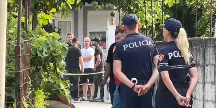 Bilanci i viktimave nga krimi në Roskovec rëndohet, ndërron jetë edhe gruaja e plagosur nga ish-dhëndri