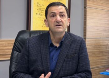 Bukë, kripë e zemër: Shoqata e Bujtinave promovon produktet shqiptare në Piqeras të Himarës