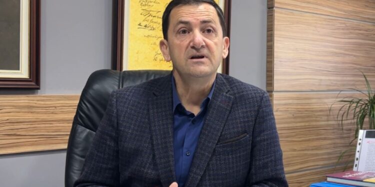 Bukë, kripë e zemër: Shoqata e Bujtinave promovon produktet shqiptare në Piqeras të Himarës