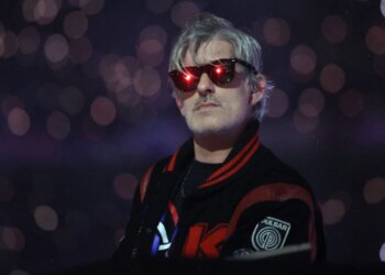 DJ francez Kavinsky u gjet i vdekur në shtëpinë e tij në Paris; do të performonte të shtunën