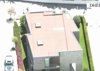 Dalin pamjet e arrestimit të 'bosit' të call center-ave në Dhërmi; pranga edhe shokut, sekuestruar armë dhe drogë