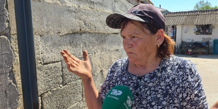 Dhuna ndaj adoleshentes në Fier: fqinja tregon si ndodhi sherri — e ndaluan në rrugë, vajza në depresion