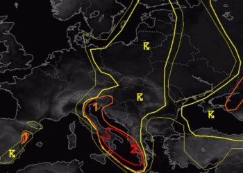 Erëra shkatërruese, breshër dhe tornado: Parashikuesit europianë paralajmërojnë mot ekstrem, stuhitë mund të arrijnë brigjet e Shqipërisë