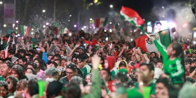 Festa që u kthye në tragjedi, të vdekurit shkojnë në katër në Mexico City pas kualifikimit në Botëror