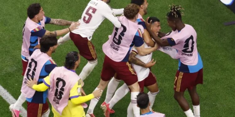 Fitorja ndaj Francës në gjysmëfinale: Spanja thyen rekordin e Italisë dhe synon trofeun botëror për herë të dytë