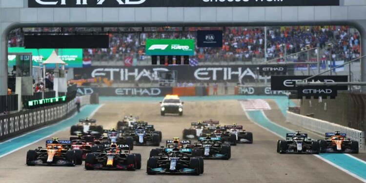 Formula 1 përgatit Planin B; sezoni mund të kurorëzohet në Europë nëse anulohen garat Katar dhe Abu Dhabi