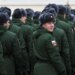 Humbje të mëdha dhe mungesë ushtarësh, Rusia rekruton me forcë burra për të luftuar në Ukrainë