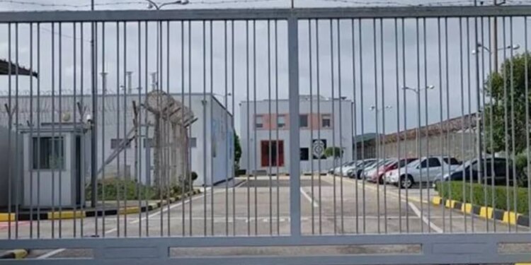 I dënuar për vrasje në 1997, 52-vjeçari ndërron jetë në burgun e Fierit, dyshimet e para