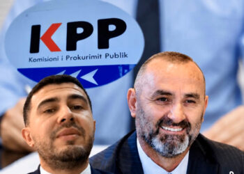 Investigim/ Fitoi “ushtari” i Ulsi Manjës/ Si e rrëzoi Kuvendi kandidatin për Komisionin e Prokurimit Publik, edhe pse mori 44 vota “pro” dhe fituesi 43