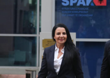 SPAK i komunikon akuzë të re Belinda Ballukut, e thërret të shoqëruar me avokat