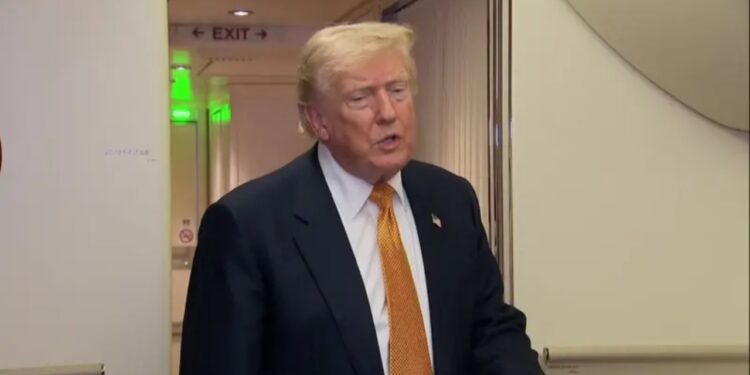 Irani ka kërkuar marrëveshje, Trump nga bordi i Air Force One: Nuk e di nëse meritojnë një pakt