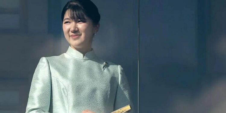 Japonia ndryshon rregullat e familjes perandorake, por gratë vazhdojnë të jenë jashtë fronit