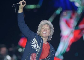 Jon Bon Jovi ndalet nga probleme shëndetësore, koncerti në New York përfundon para kohe