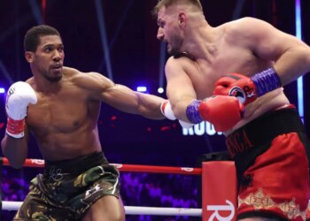 Joshua vlerëson Prengën pas fitores dhe sërish sfidon rivalin Tyson Fury: Askush nuk mund të më ndalë