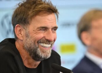 Jürgen Klopp trondit gjatë prezantimit: Nëse prekni familjen time, largohem menjëherë