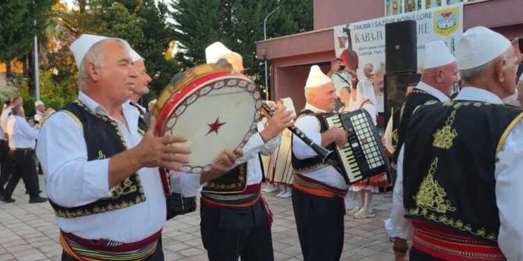 Kabaja myzeqare, festivali që bashkon dashamirësit e traditës së zonës