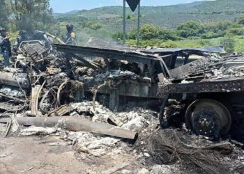 Kamioni shkakton tragjedi në Meksikë: të paktën 10 të vdekur dhe 9 të plagosur në aksident zinxhir (Video)