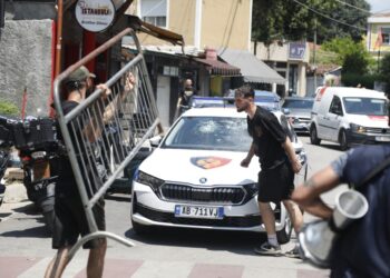 Katër protestues mbeten në qeli dhe do të dalin para gjykatës për masën e sigurisë