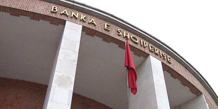 Kur zyrtarizohet euroja në Shqipëri: pas anëtarësimit zbardhen kërkesat për Bankën e Shqipërisë