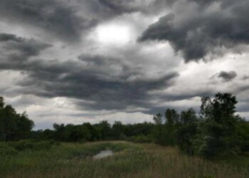 Kushte atmosferike të paqëndrueshme dhe shi: çfarë na premton moti këtë të mërkurë