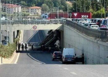 LAJM I FUNDIT/ Aksident i rëndë: betonieria bie nga lartësia te rrethrrotullimi i TEG