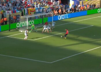LIVE SPANJË-ARGJENTINË/ Finalja zhbllokohet më në fund, Ferran Torres tund rrjetën e kampionëve në fuqi (Video)
