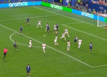 Live Angli-Argjentinë: Supergol në fund, Enzo Fernandez trondit Tre Luanët (Video)
