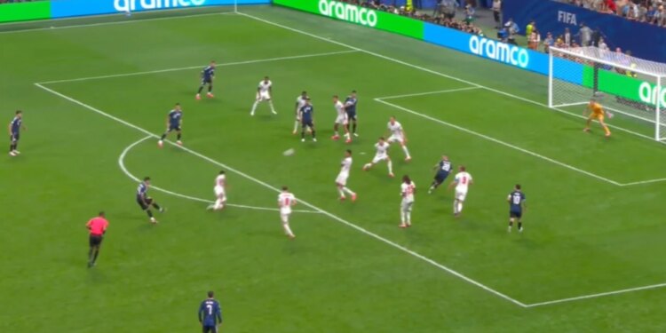 Live Angli-Argjentinë: Supergol në fund, Enzo Fernandez trondit Tre Luanët (Video)