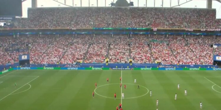 Live Norvegji-Angli/ Topi i parë shkelmohet në Miami, skuadrat kërkojnë gjysmëfinalen