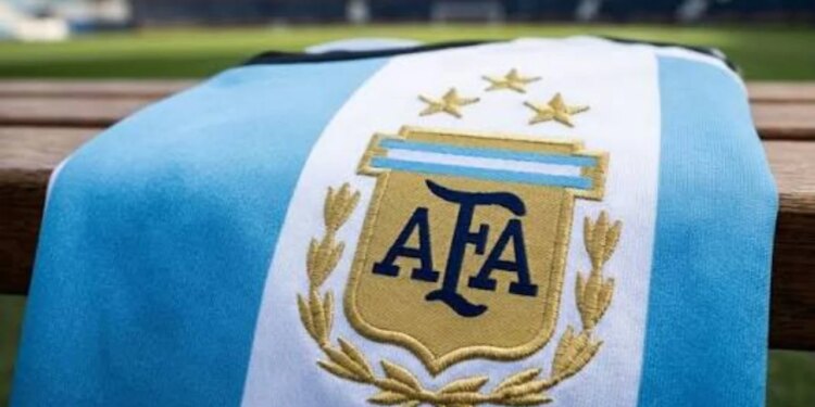 Mafia e futbollit argjentinas: paralajmërohet dosja që do të trondisë botën