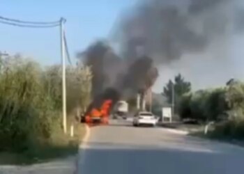 Makina shpërthen në flakë në Novoselë, shoferi shpëton mrekullisht