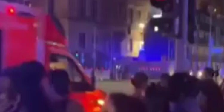 Makinë godet turmën në Marshimin e Krenarisë në Berlin, raportohet për të plagosur