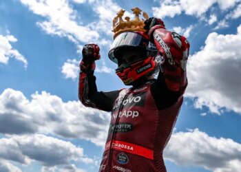 Marc Marquez ringjallur: piloti spanjoll dominon në Gjermani dhe i afrohet kreut të kampionatit