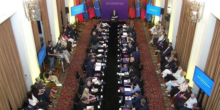 Mbledhja e Grupit të PS dhe kabinetit, Peleshi: Integrimi europian në qendër të bilancit parlamentar; miratuam 131 ligje