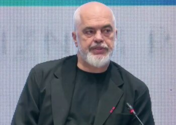 Me lekët tonë po i bëni, mos bëni sikur… / Dyfisho sipërmarrjen, Rama: Ka qeveri që punojnë mirë